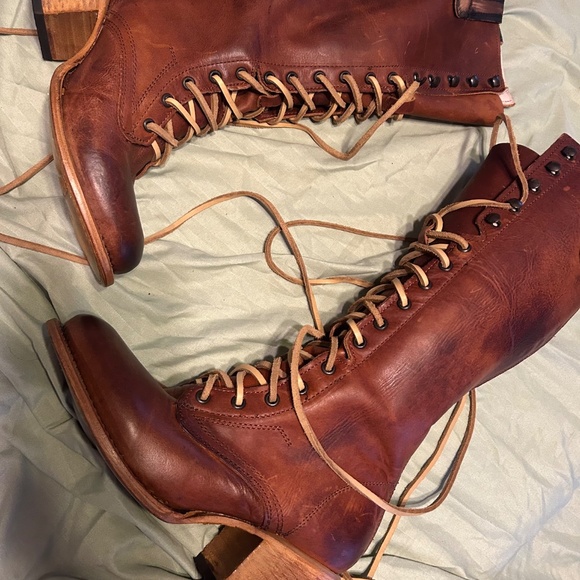 Freebird size 8 Grany cognac colored boot - Picture 3 of 4